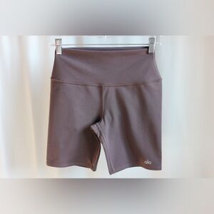 Alo Yoga, 7” High-Waist Biker Short, Raisin, Size: Small